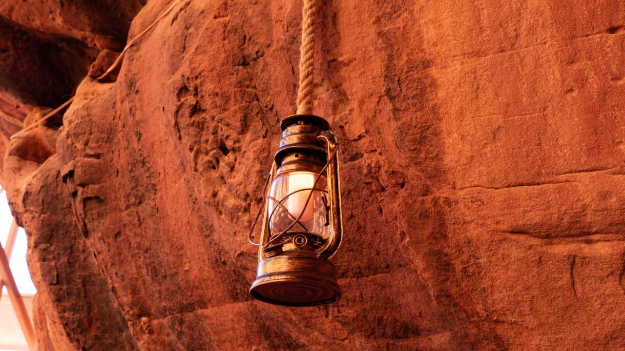 Wadi Rum Meteorite Camp Luaran gambar