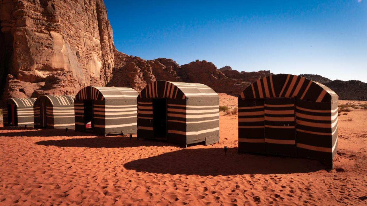 Wadi Rum Meteorite Camp Luaran gambar