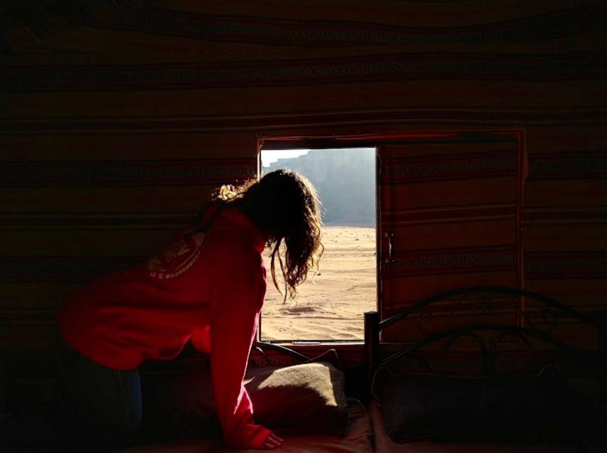 Wadi Rum Meteorite Camp Luaran gambar